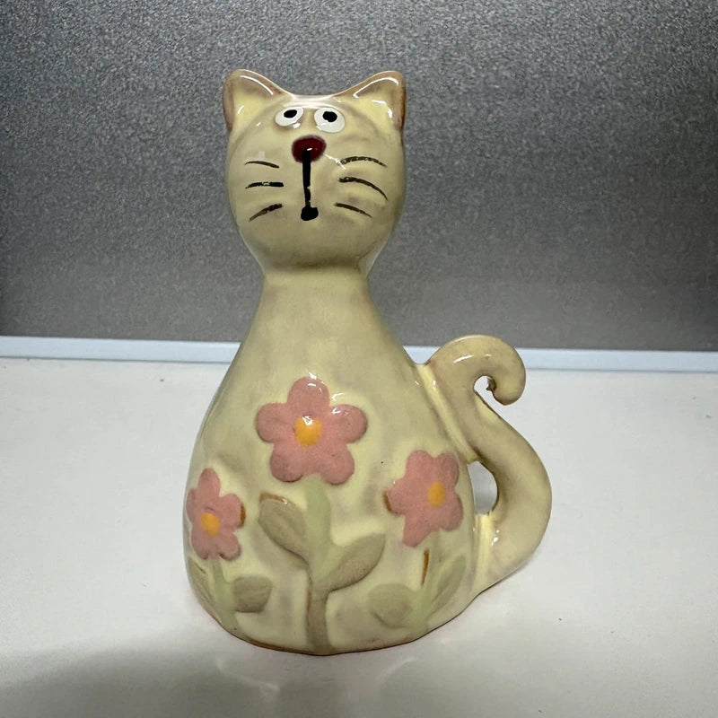 Ceramic Daisy Cat Ornament with Pink Flowers - Whimsical Home Décor
