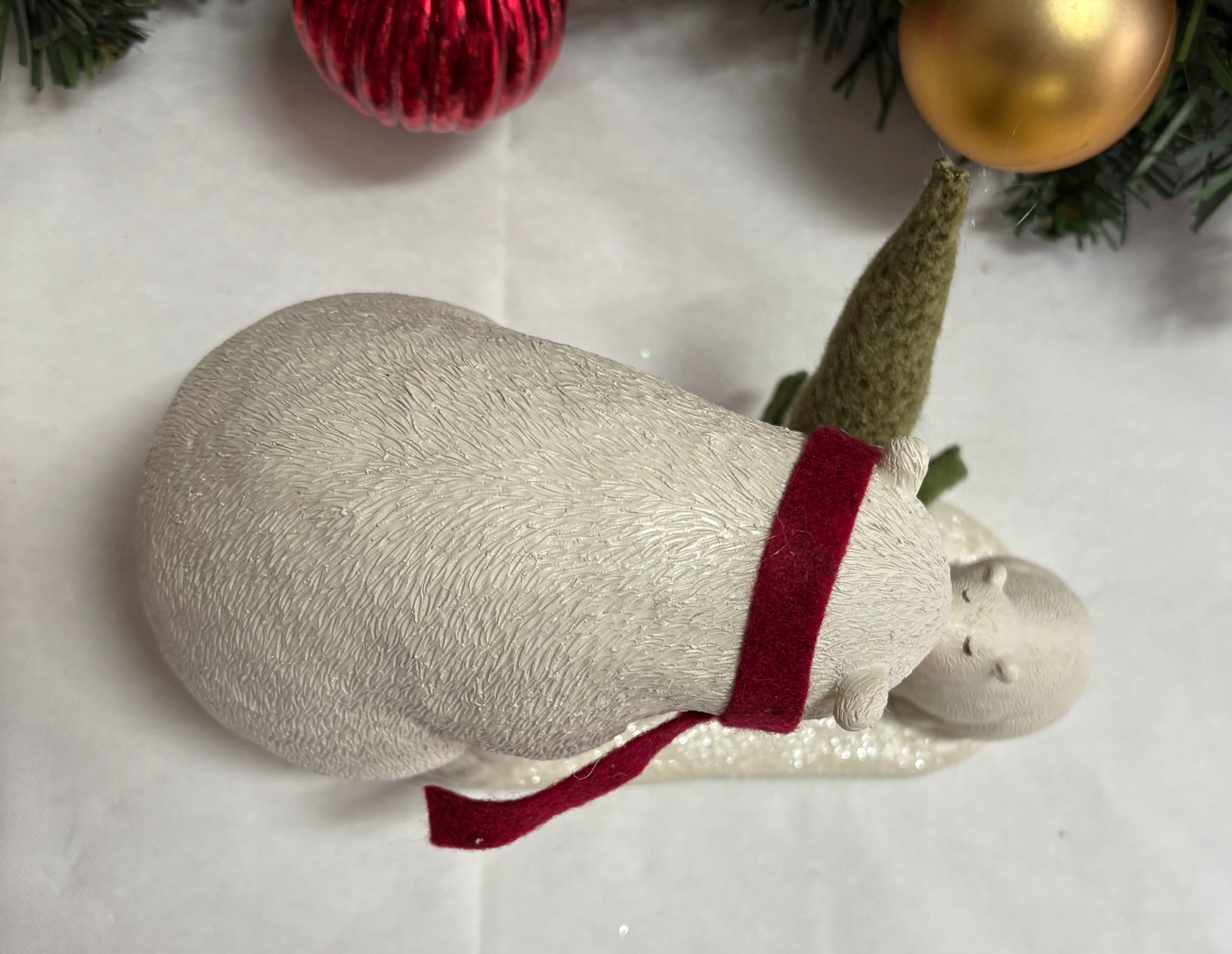 Mother & Baby Polar Bear Resin Christmas Ornament