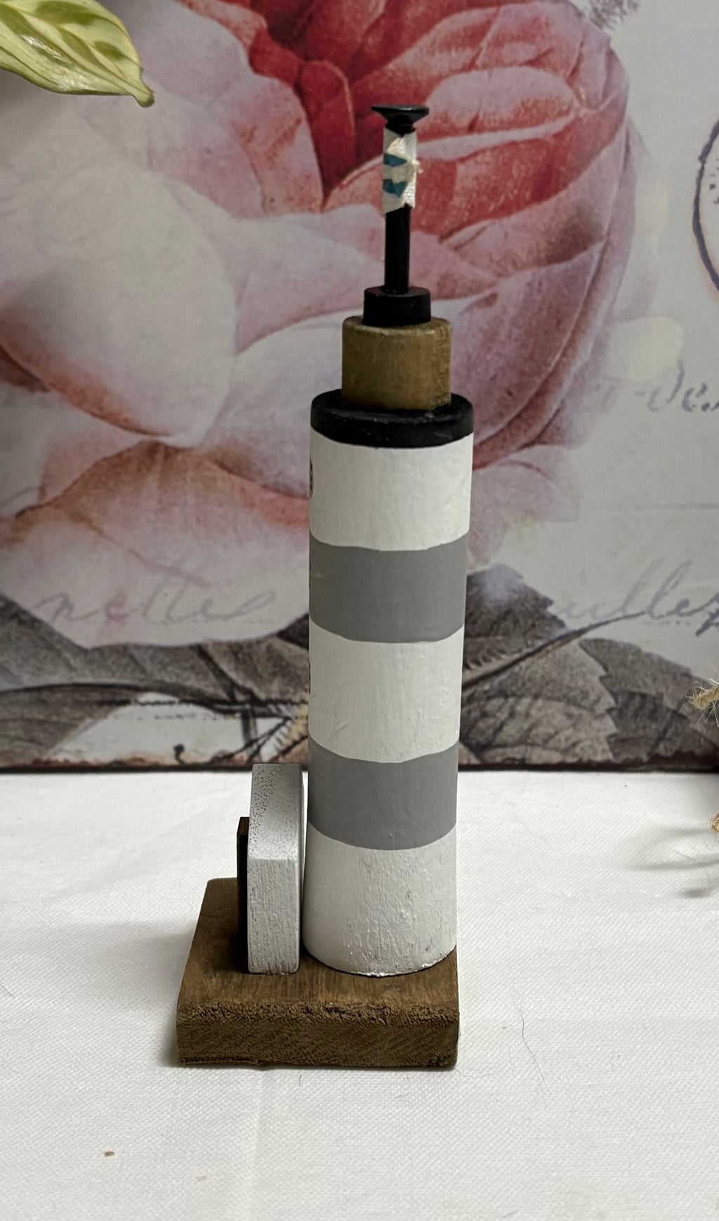 Lighthouse Decorative Wooden Ornament, 16cm