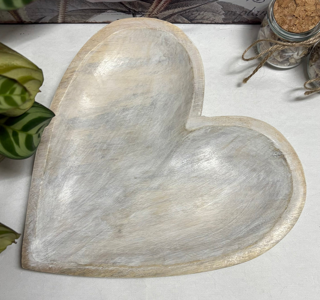 White Wooden Heart Dish, 26cm