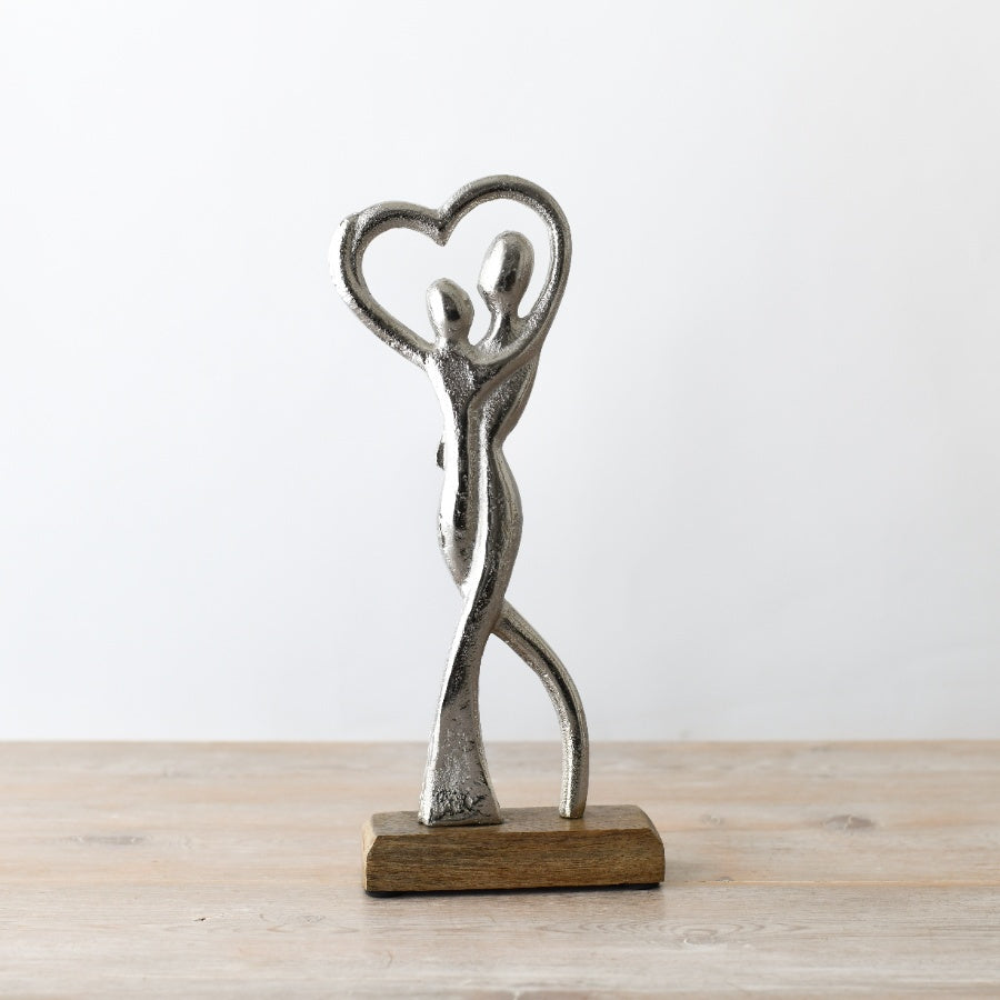 Aluminium Metal Couple with Heart on Wooden Block Ornament, 23cm