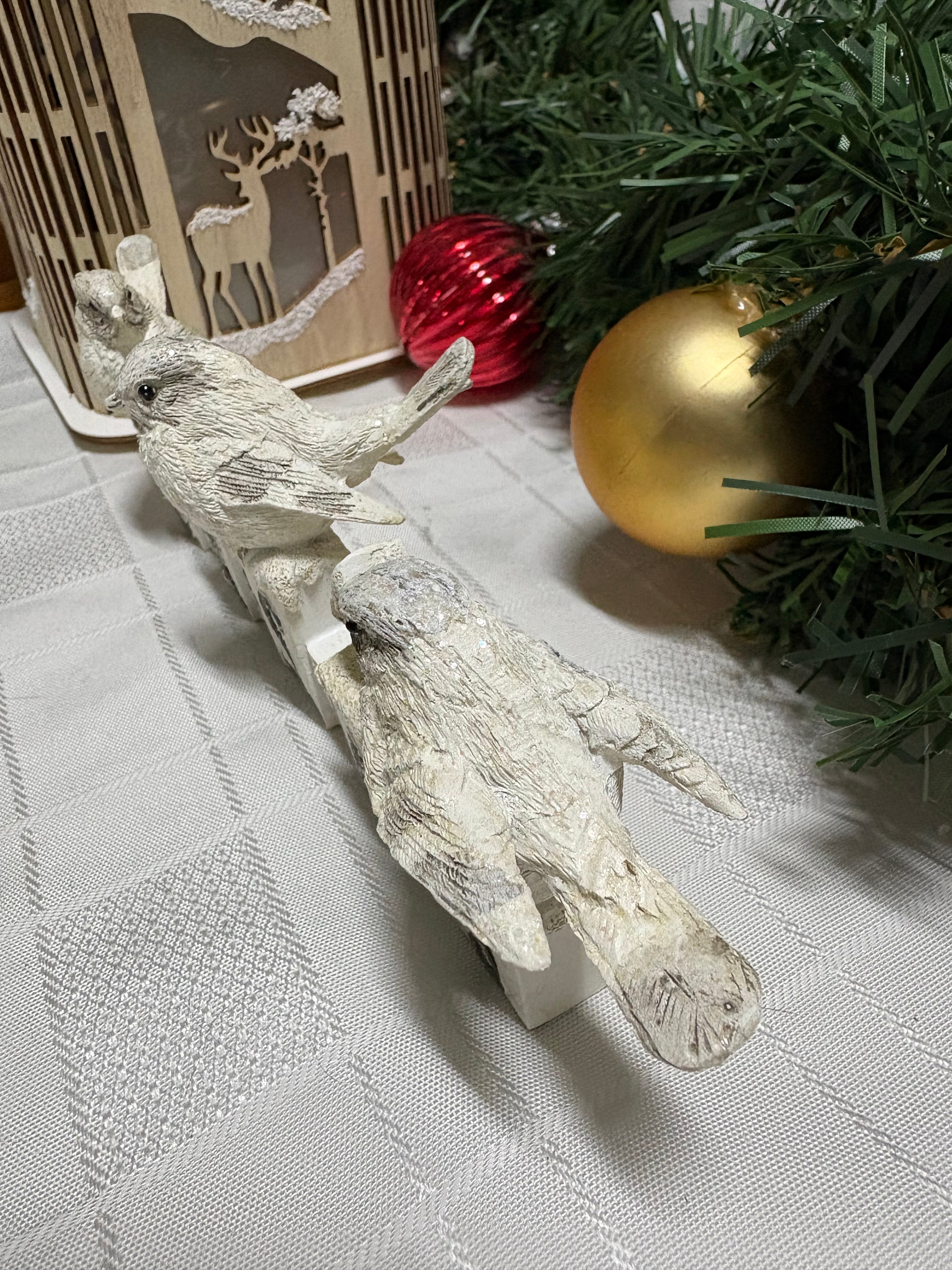 White Merry Christmas with Birds Resin Sign