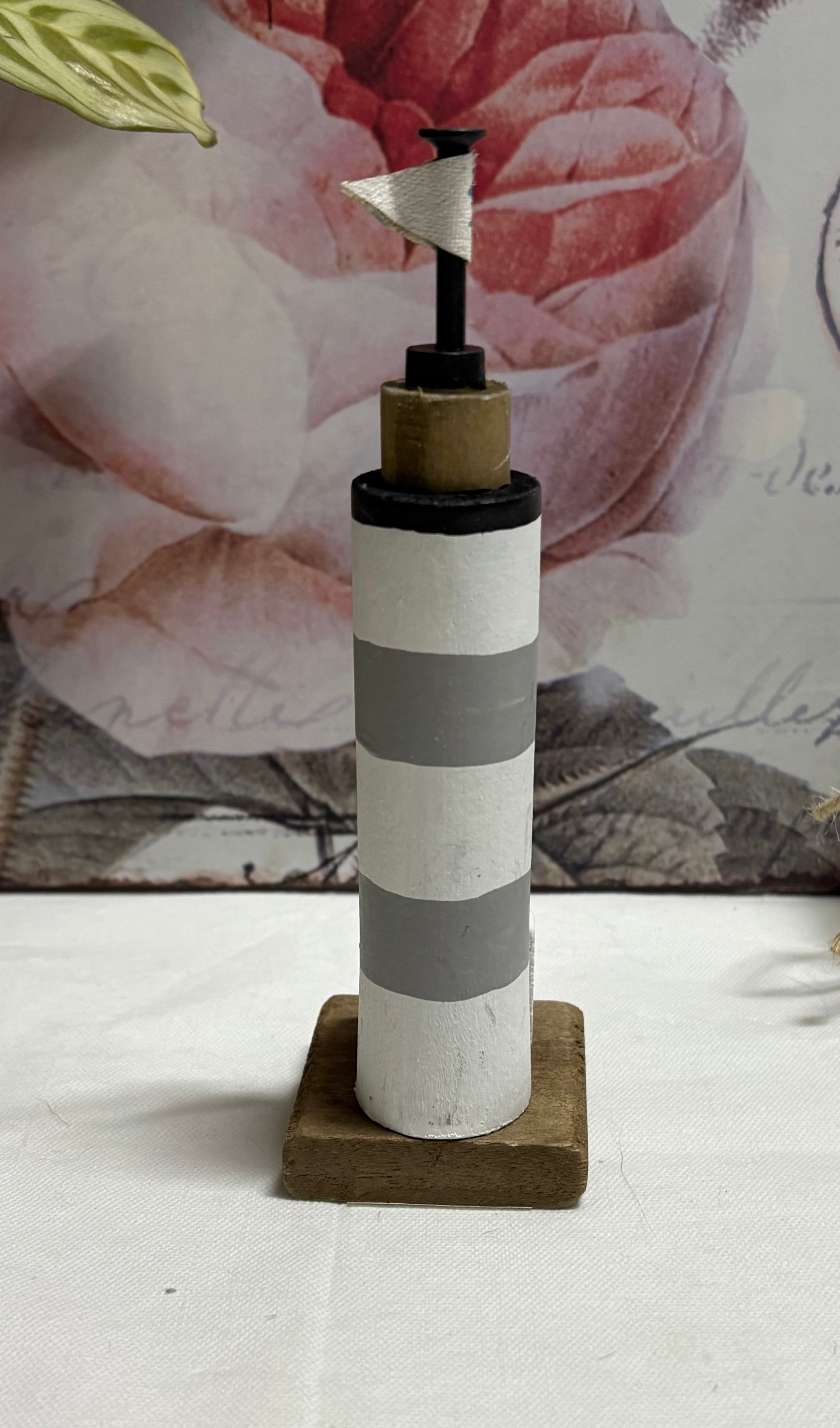 Lighthouse Decorative Wooden Ornament, 16cm
