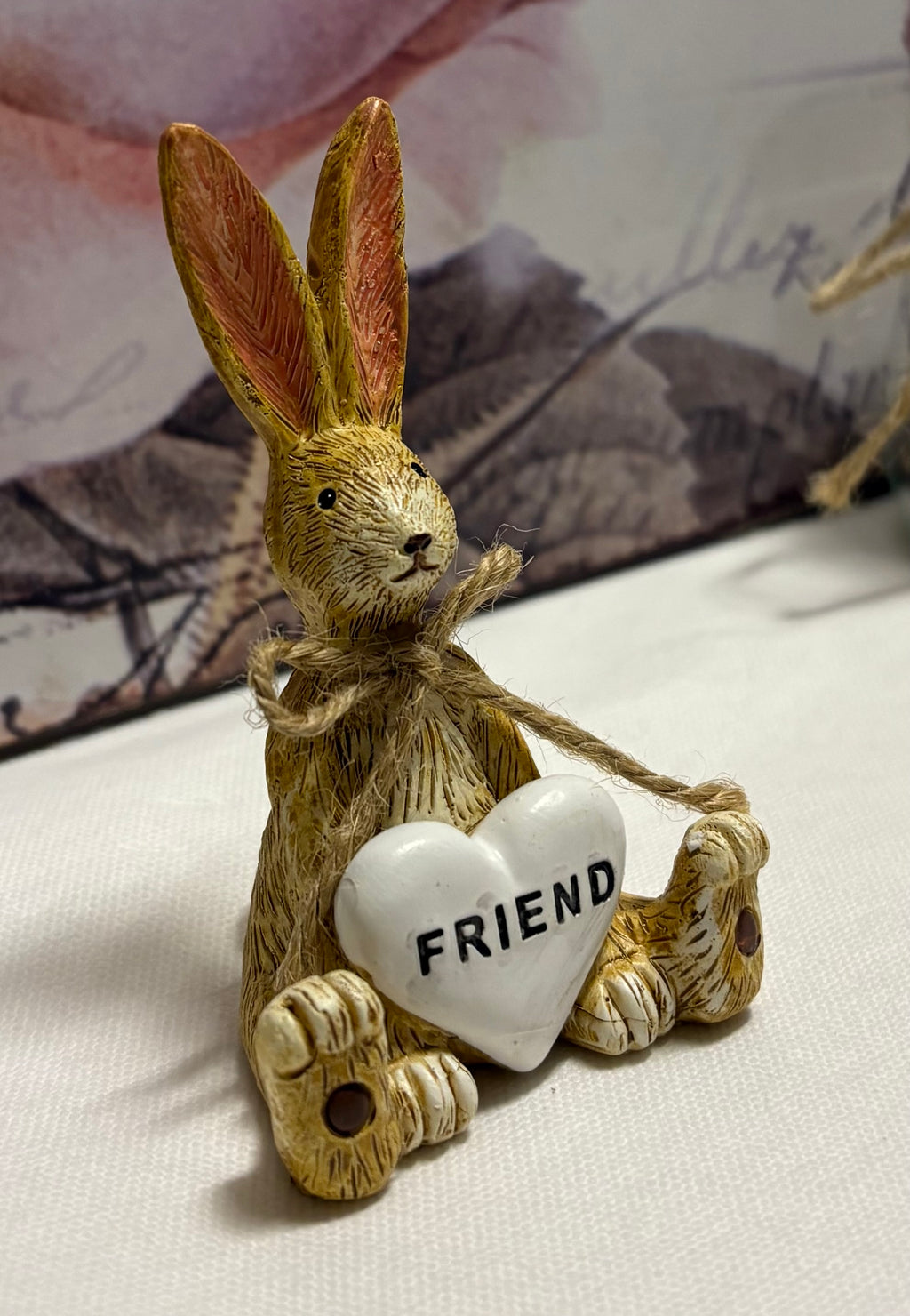 White Heart Friend Sitting Resin Bunny Figure