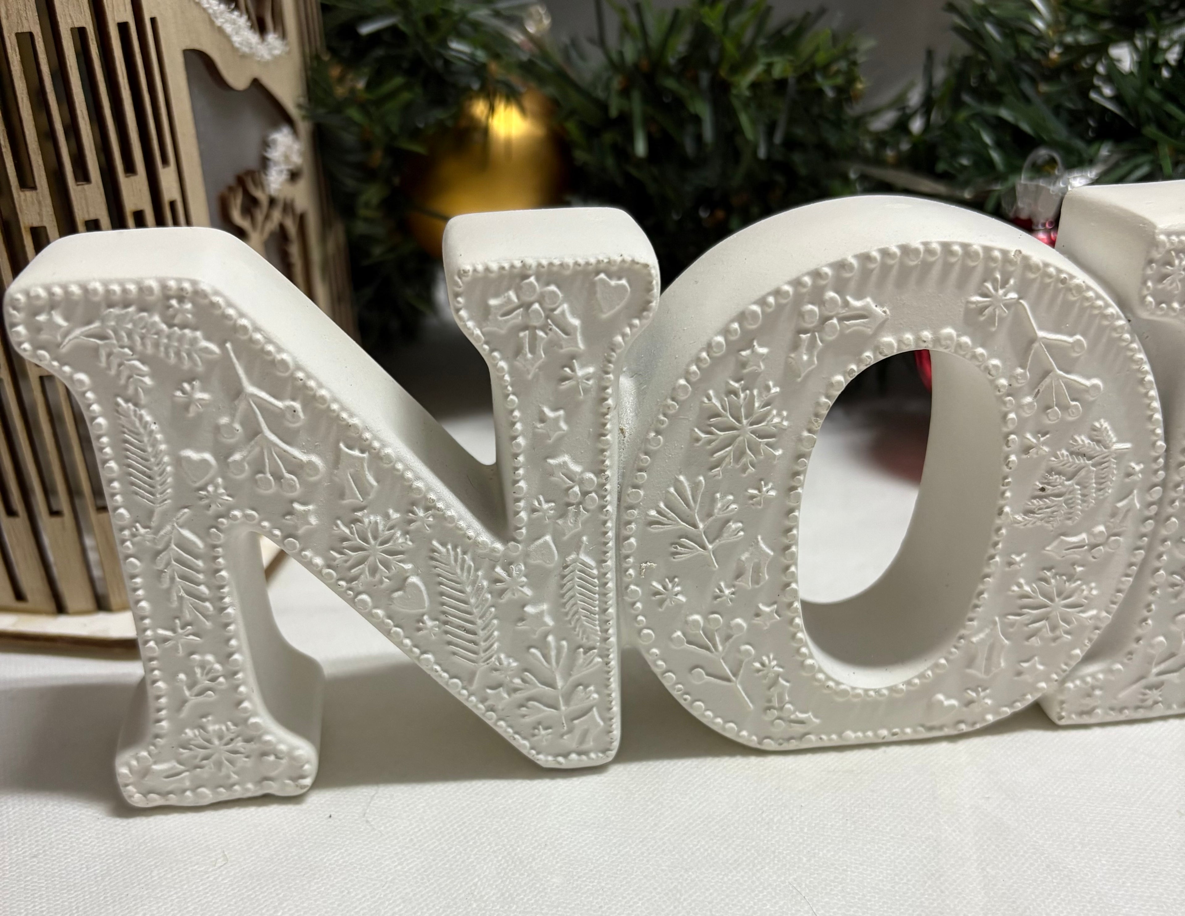 White Noel Resin Sign Christmas Decoration