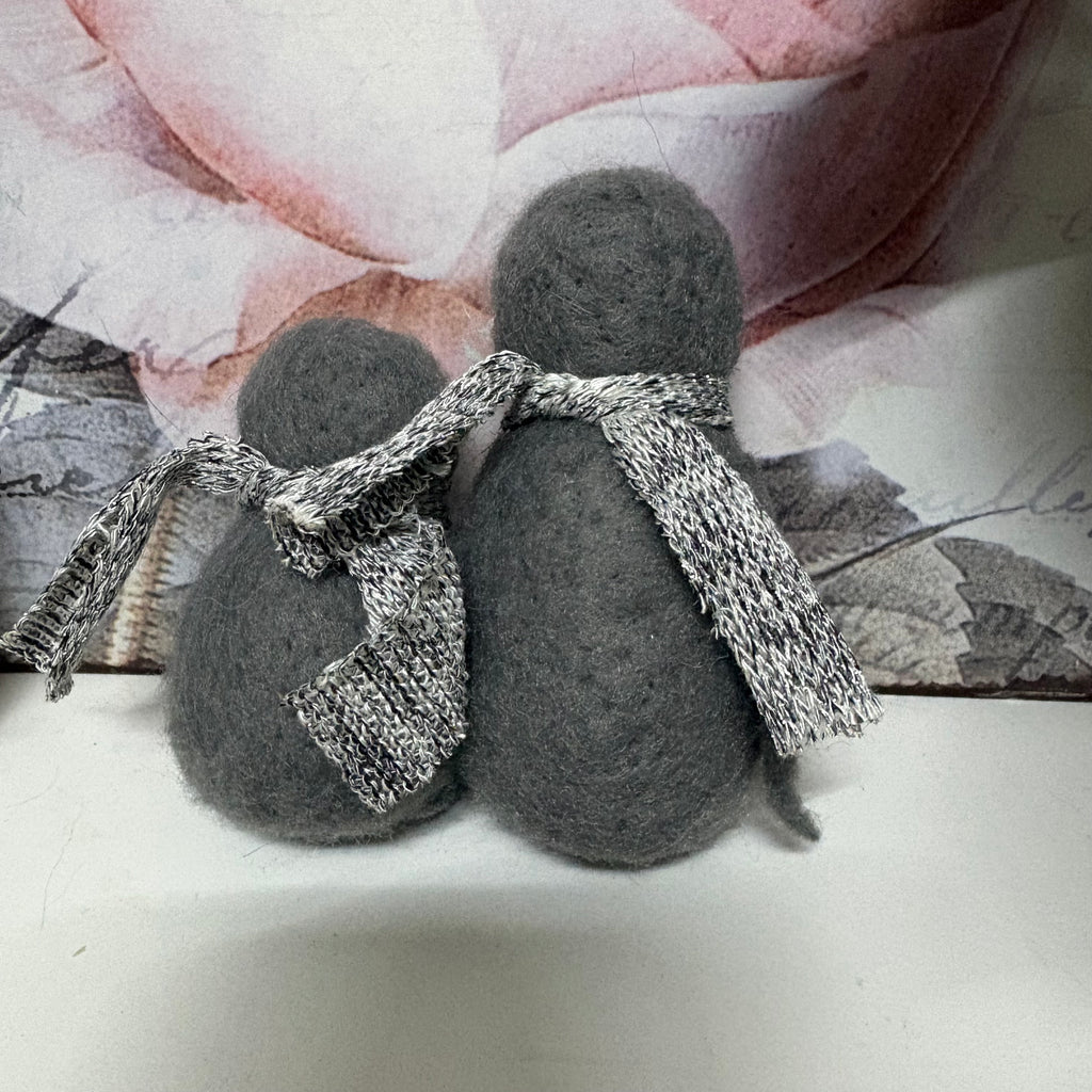 Felt Penguins Ornament