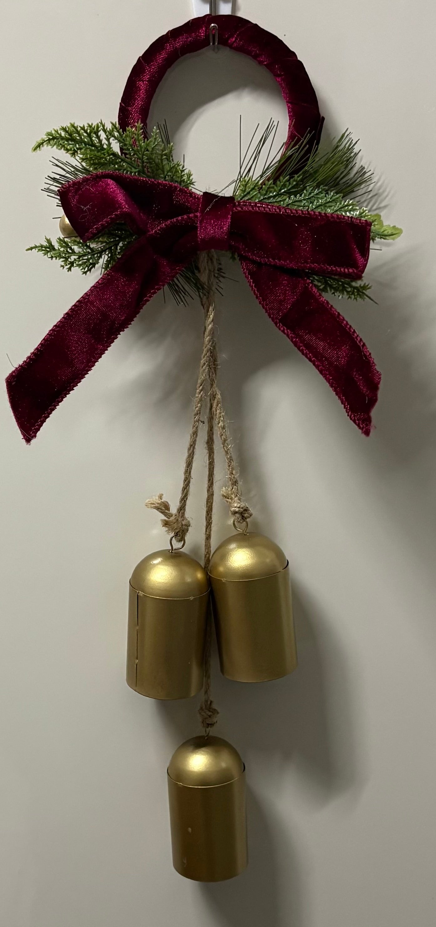 Velvet Ring & Bells Christmas Decoration