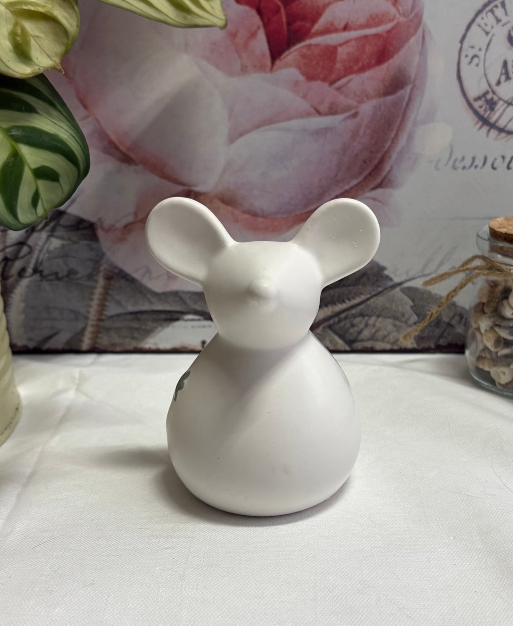 Ceramic White Mouse Ornament with Grey Star
