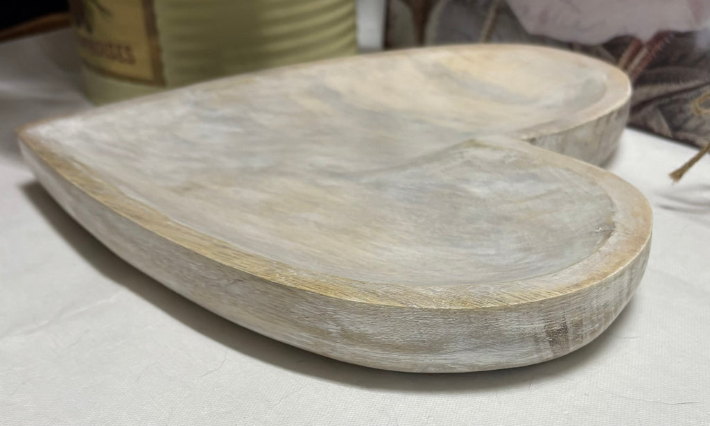 White Wooden Heart Dish, 26cm