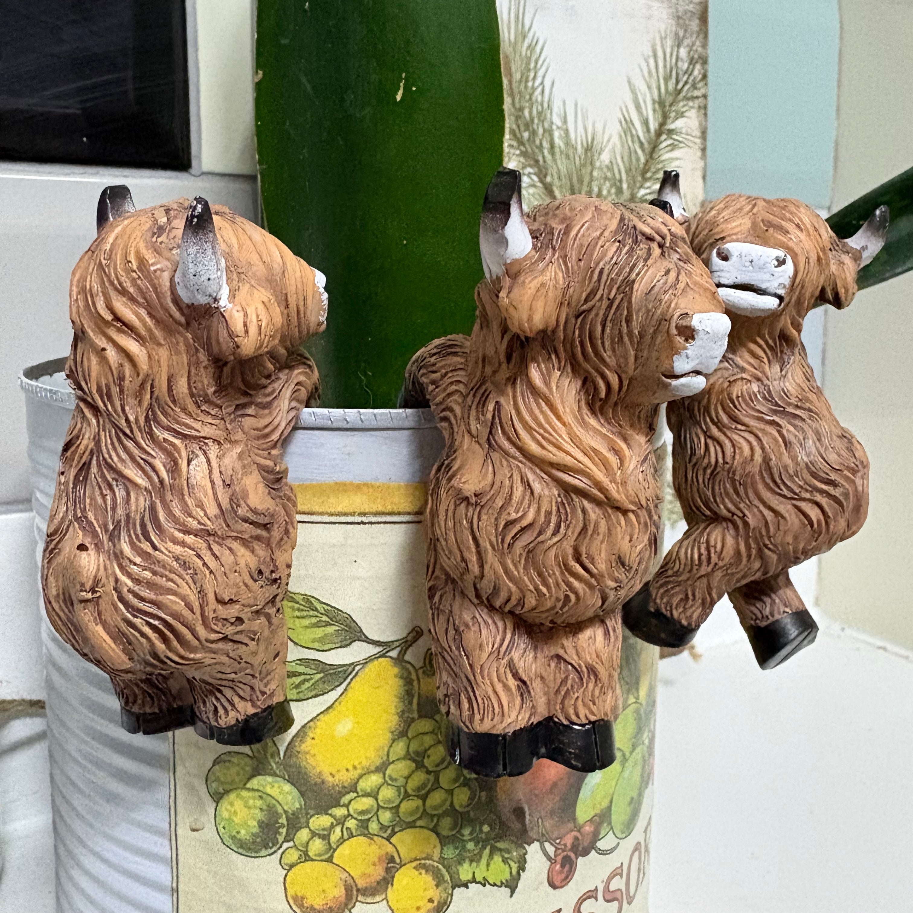 Set of 3 Highland Cow Resin Pot Hangers