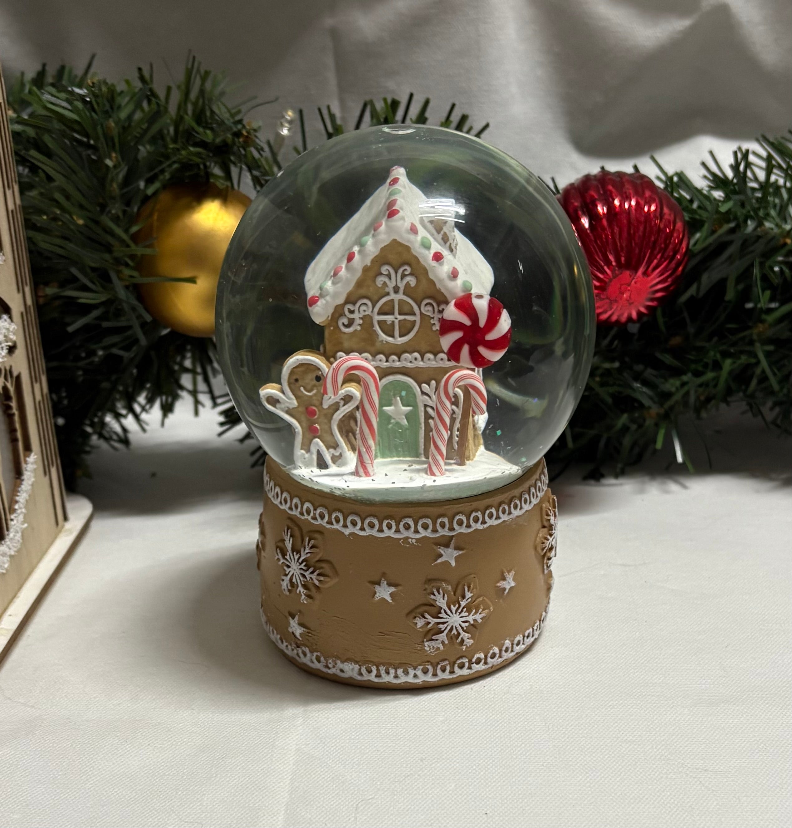 Beautiful Medium Sized Gingerbread House and Base Snow Globe