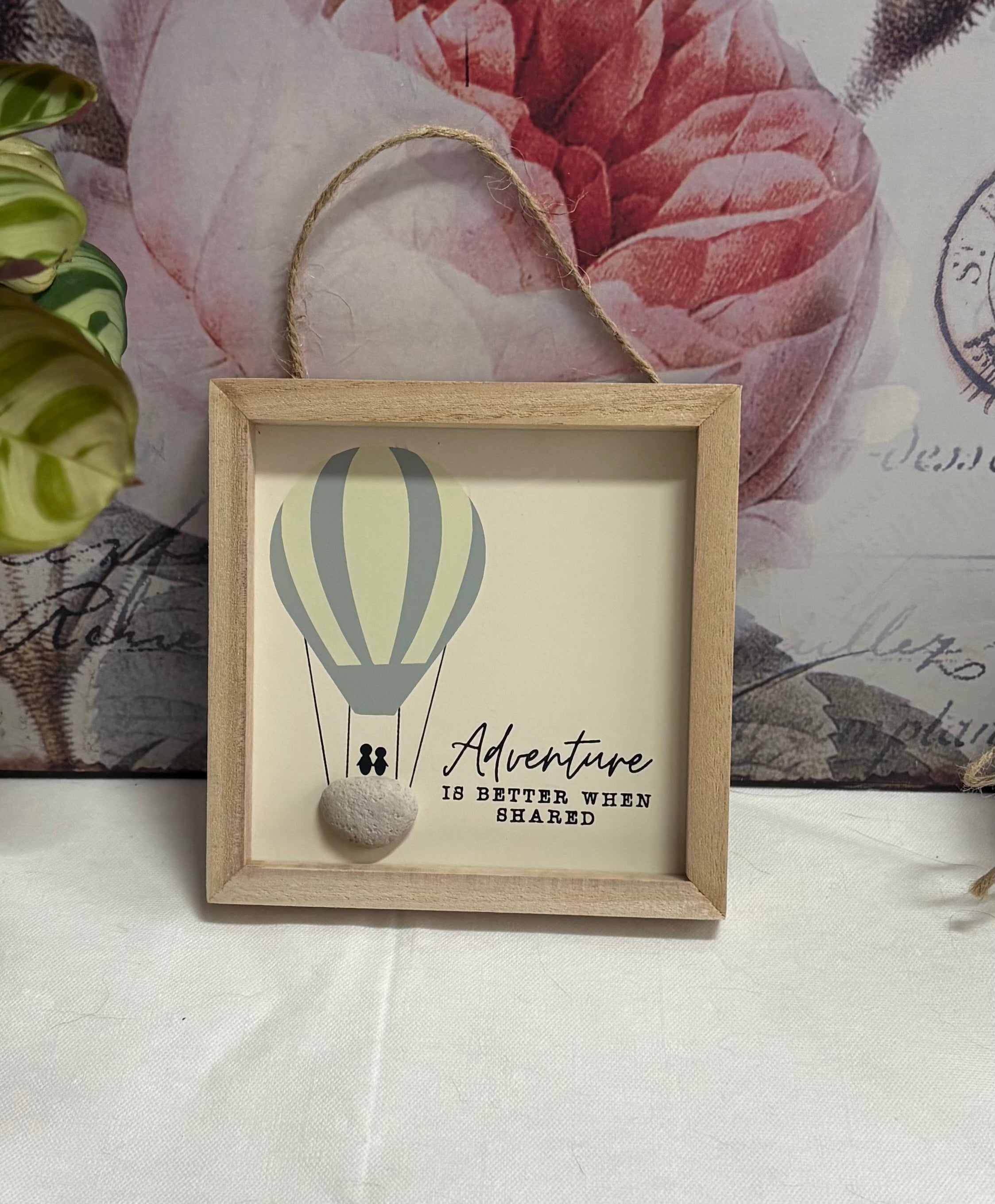 Wooden Frame Adventure is Better When Shared 13cm