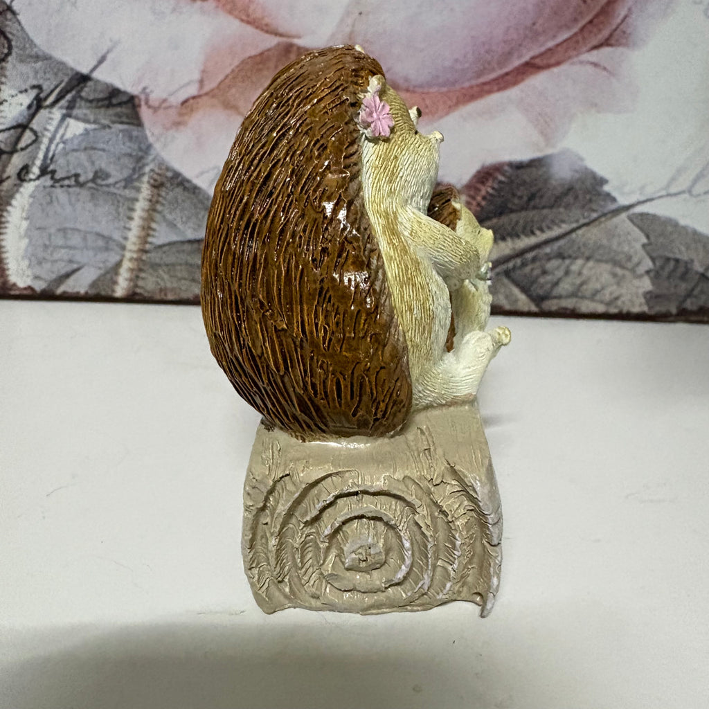 Hedgehog Family Message Resin Ornament, 8cm