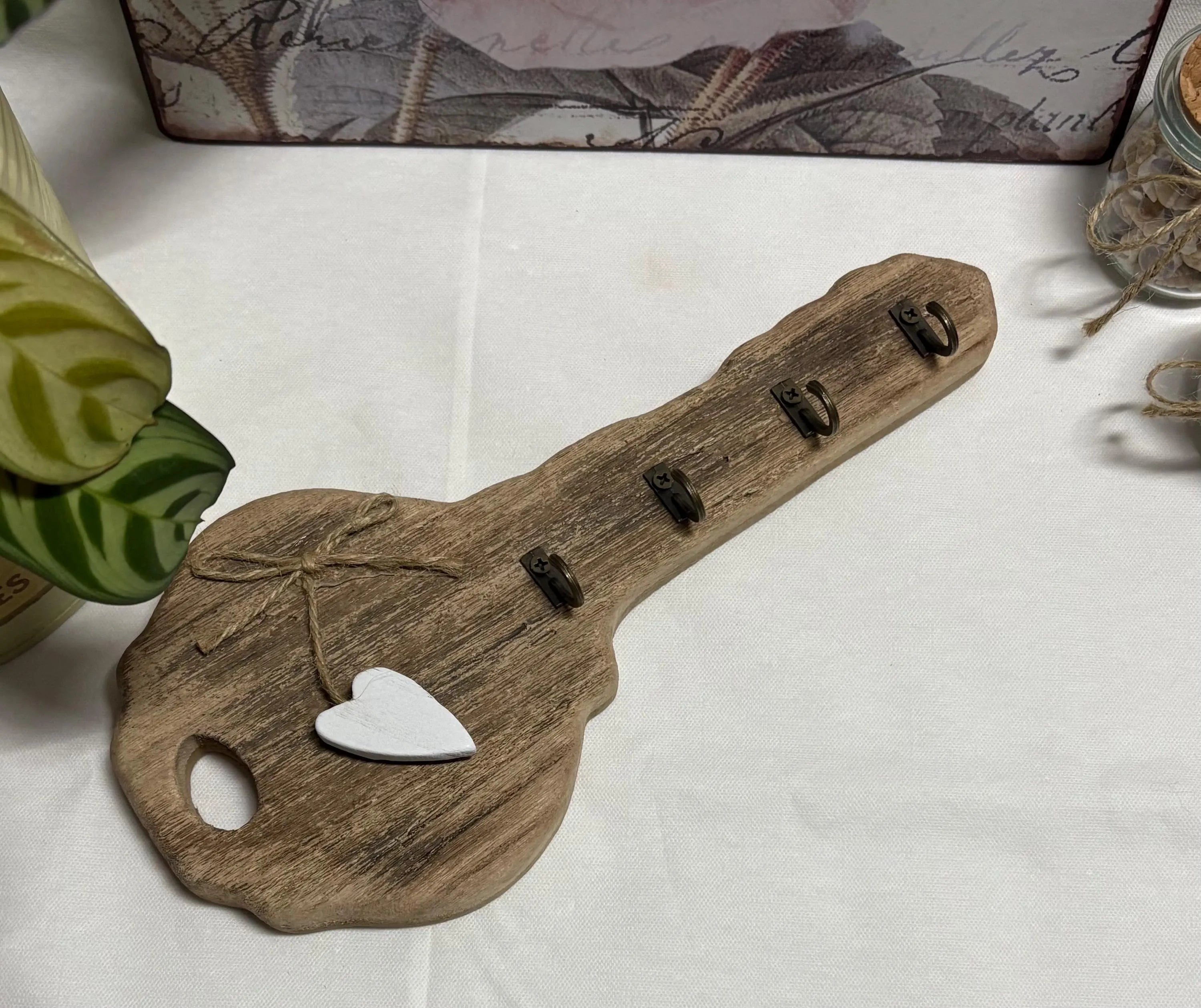 Rustic Key Shaped Wall Mounted Hooks