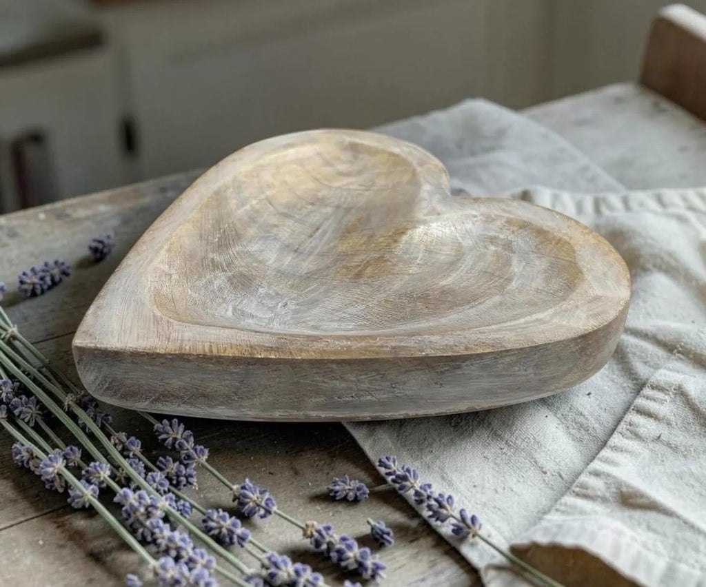 White Wooden Heart Dish, 15cm